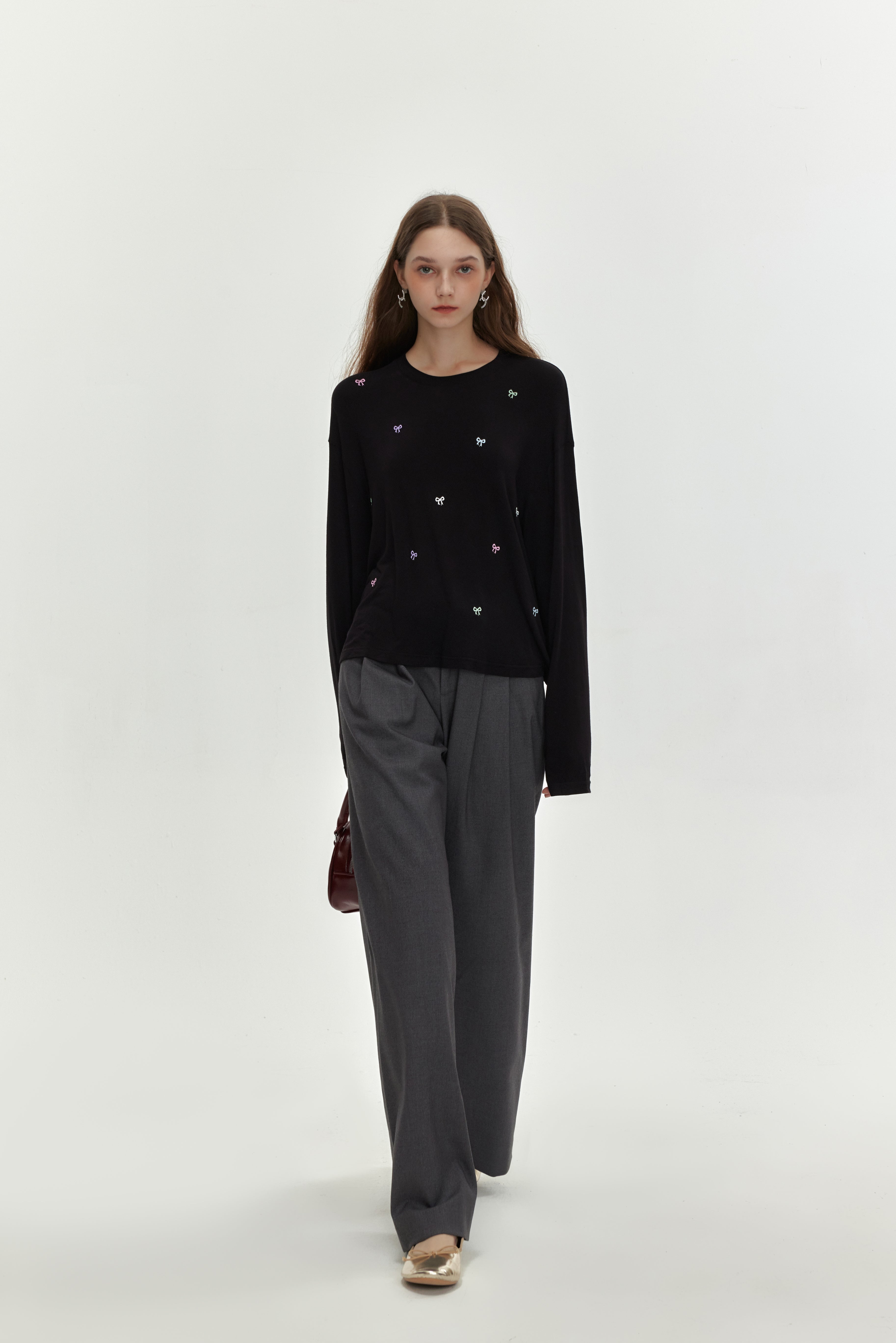 Black Bow Embroidered Loose T-Shirt
