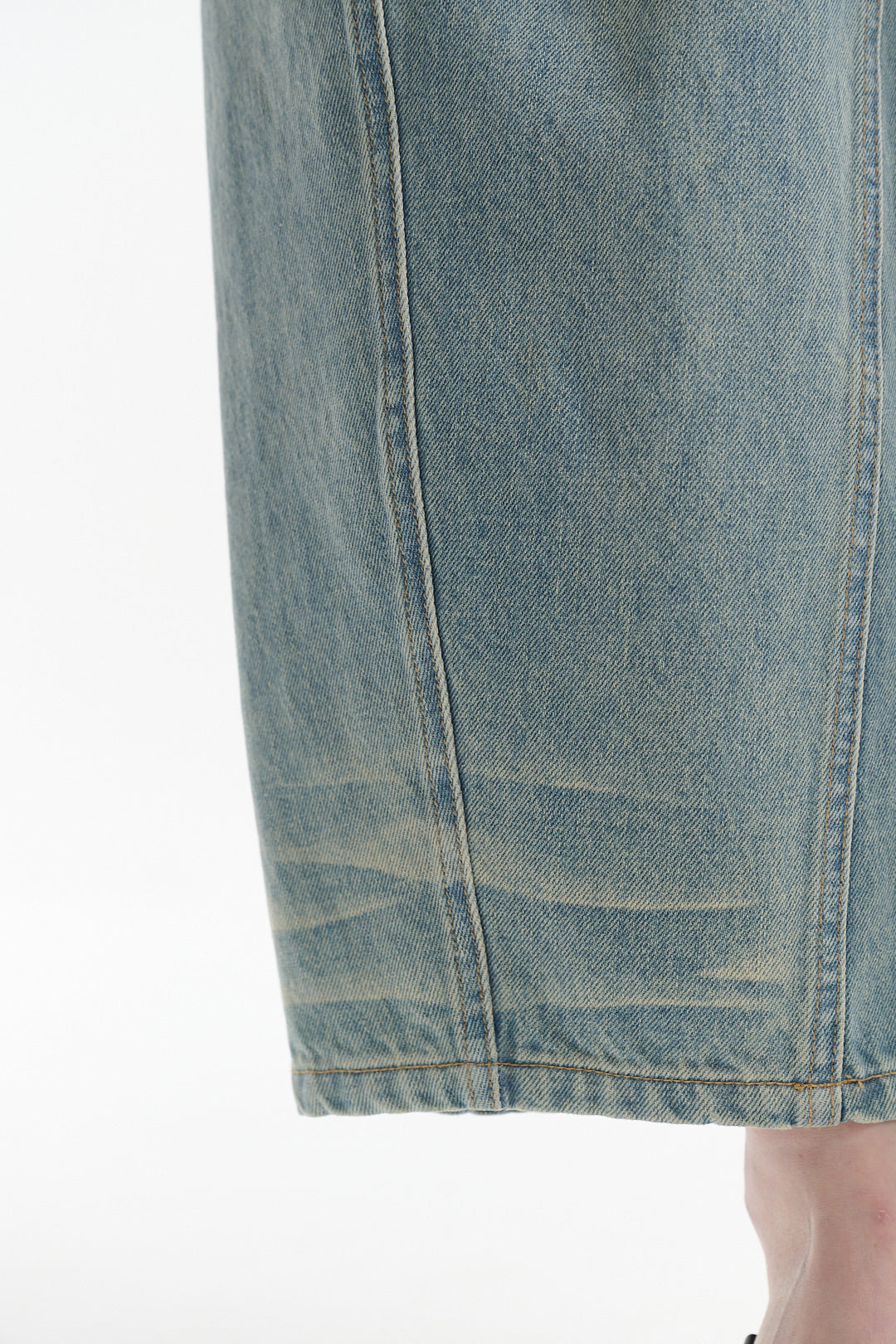 Blue Vintage Three-dimensional Split Scimitar Jeans